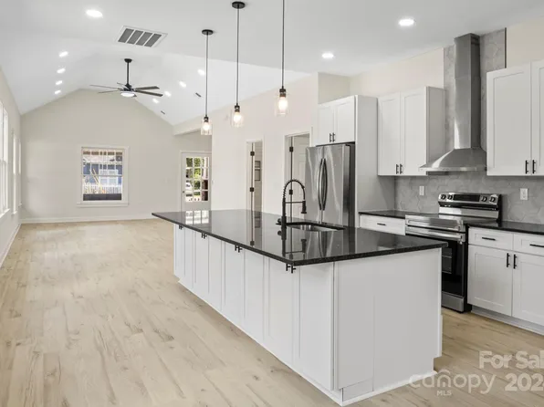 200 S Long St, Salisbury, NC 28144