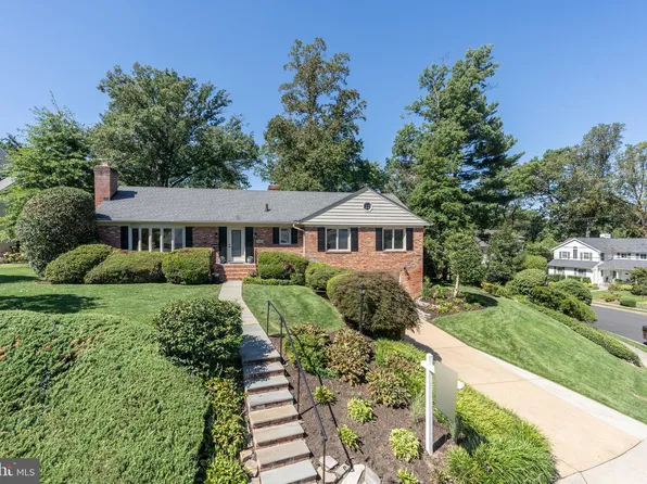 3450 N Venice St, Arlington, VA 22207