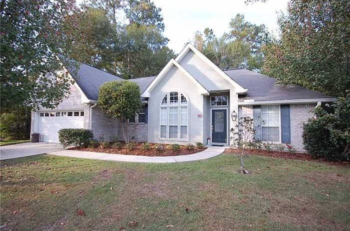 1st image of 122 Lazy Creek Dr