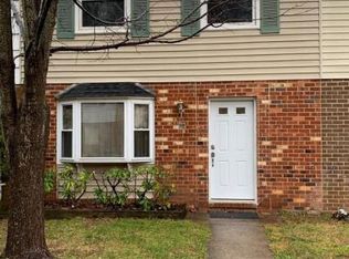 10 Hillside Ct, Westminster, MD 21157