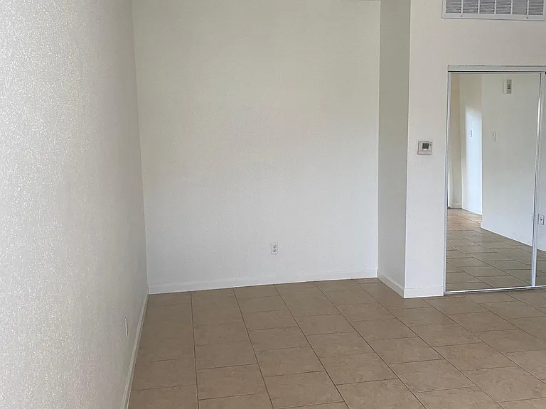 2021 Spenwick Dr #510 — Photo 7