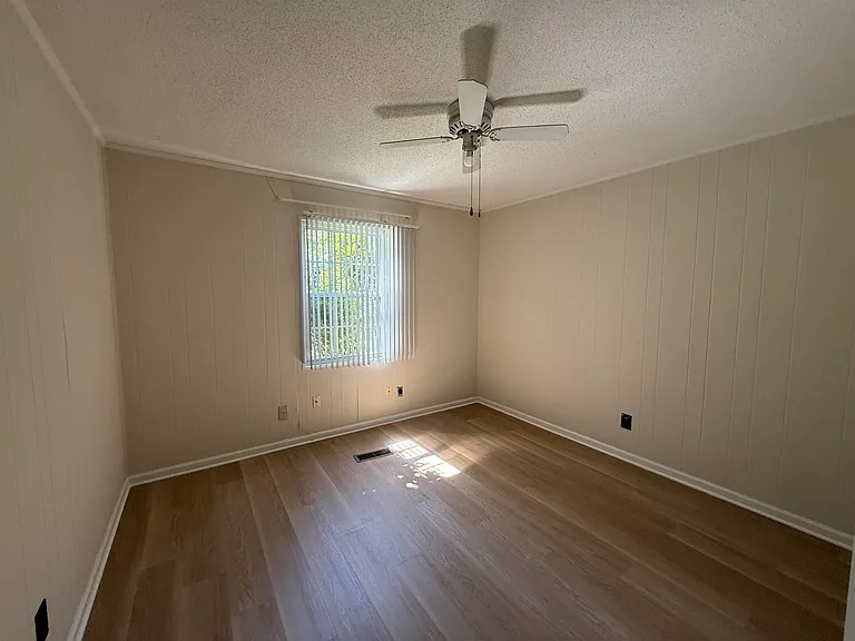 4067 Fairway Dr #B-2 — Photo 7