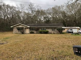 2320 Newcomer Rd, Sulphur, LA 70663