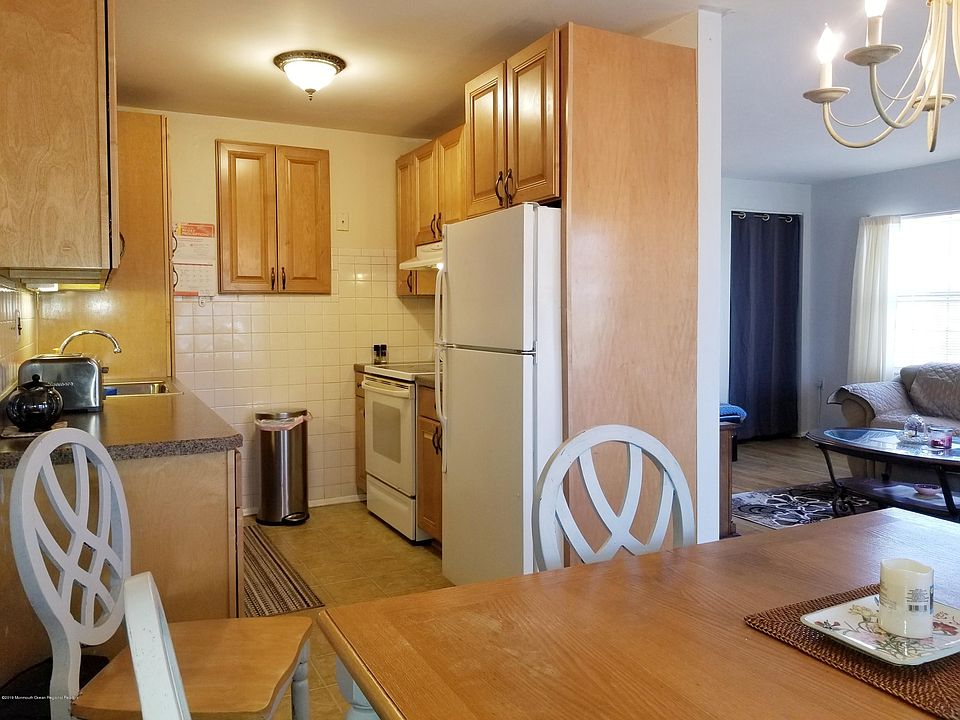 1st image of 97F Edinburgh Ln #100F