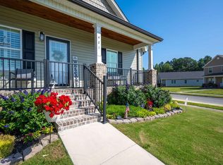 421 Coahulla Creek Dr, Dalton, GA 30721