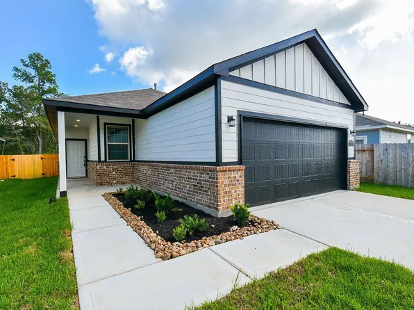 16493 Moss Ln, Porter, TX 77365