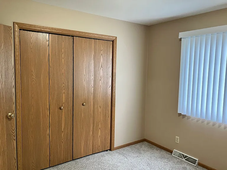 4 Unit at 5409-5415 45th Street. — Photo 12