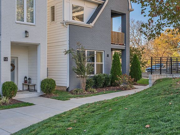 3rd image of 530 Edwin St #15
