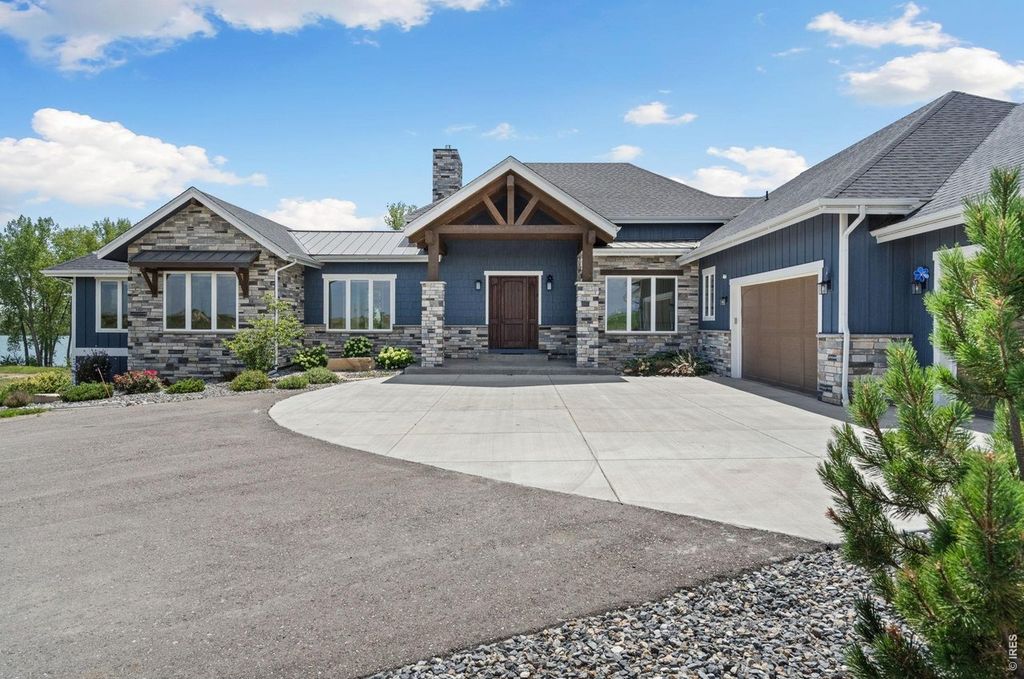 3324 Fox Crossing Pl