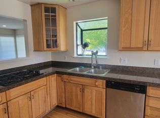 4938 Clinton Ave, Richmond, CA 94805