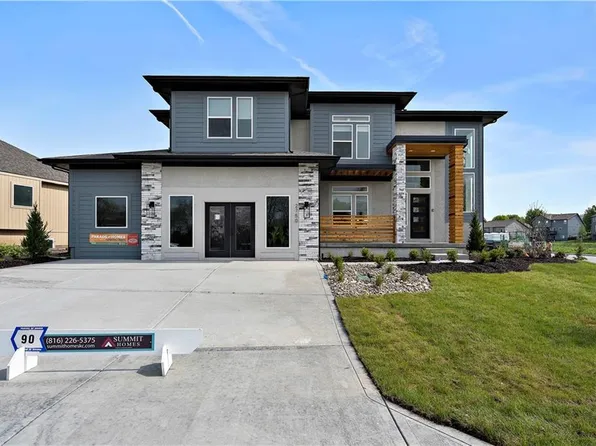 2750 SW 12th St, Lees Summit, MO 64081