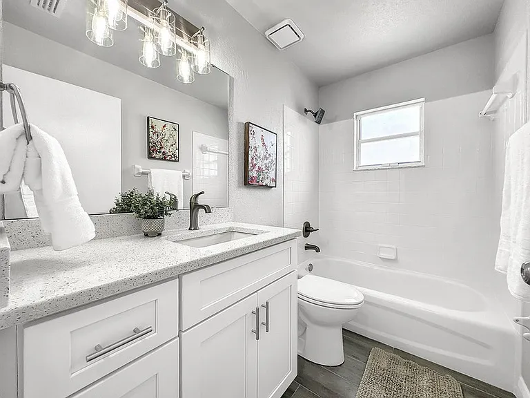 685 Berkley Pointe Dr — Photo 20