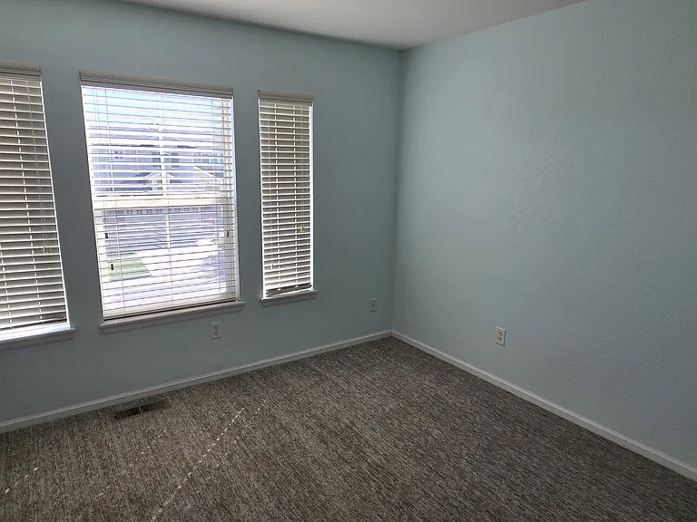 10239 Bentwood Cir — Photo 18