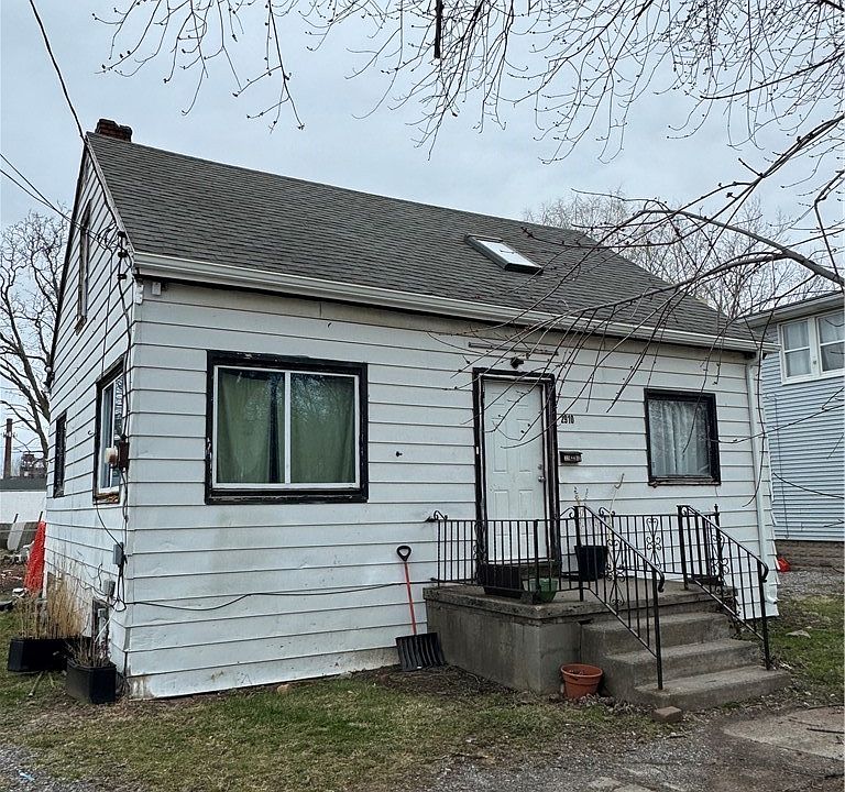 1st image of 2910 Nevada Ave