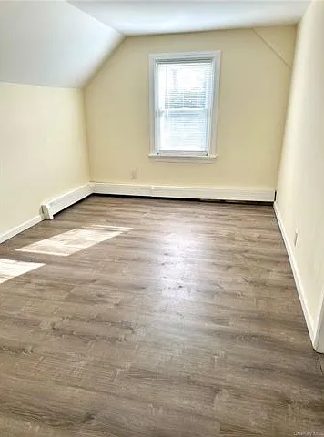 1 bed, 1.0 bath, $2,300 — Photo 3