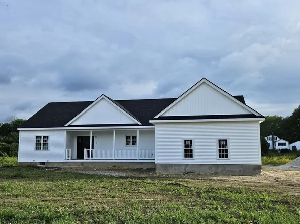 LOT 2 Two Elm St, Uxbridge, MA 01569