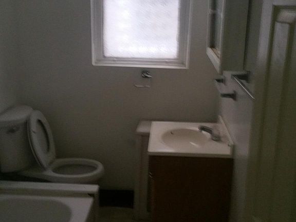 5th image of 6028 Catharine St