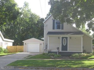 330 W Clinton St, Hastings, MI