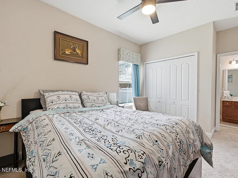 705 W Kings College Dr — Photo 14