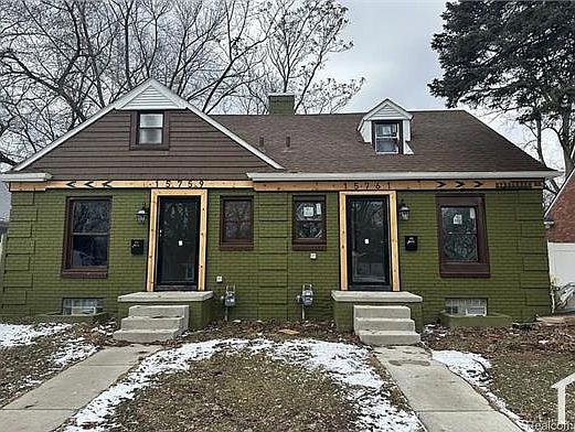 2nd image of 15759 Evergreen Rd #1