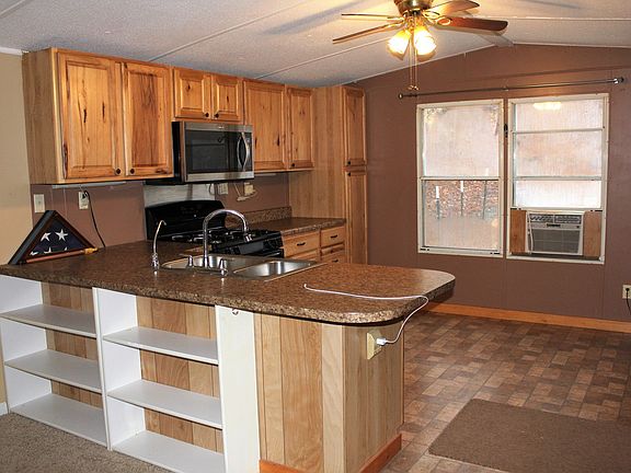 4th image of 1693 Weatherwood Dr