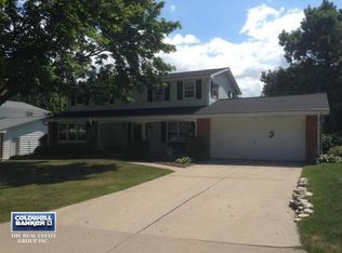 336 Terraview Dr, Green Bay, WI 54301