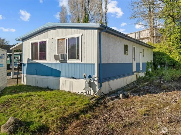 14322 Admiralty Way #9, Lynnwood, WA 98087