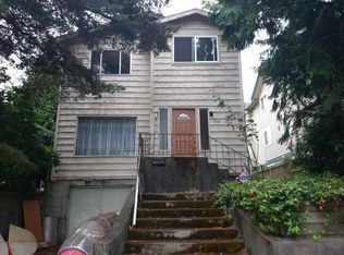 1522 44th Ave SW, Seattle, WA 98116