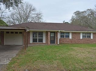 214 Avenue D, Brazoria, TX 77422