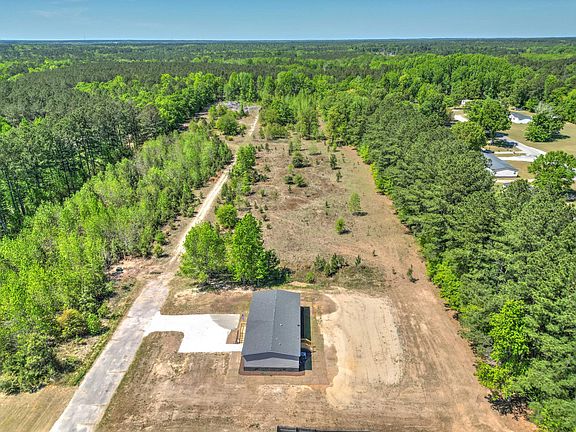 3rd image of 123 Firefly Ln