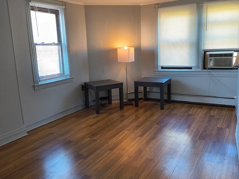 400 S Aiken Ave #5