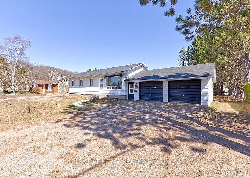 1st image of 28 Jackpine St