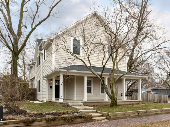 1594 Cherry St, Noblesville, IN 46060