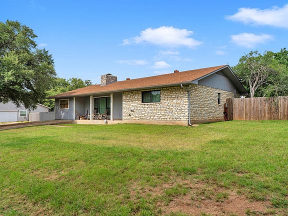 2nd image of 2208 Belaire Dr