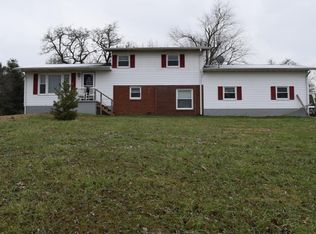 8004 S Rend City Rd, Sesser, IL 62884