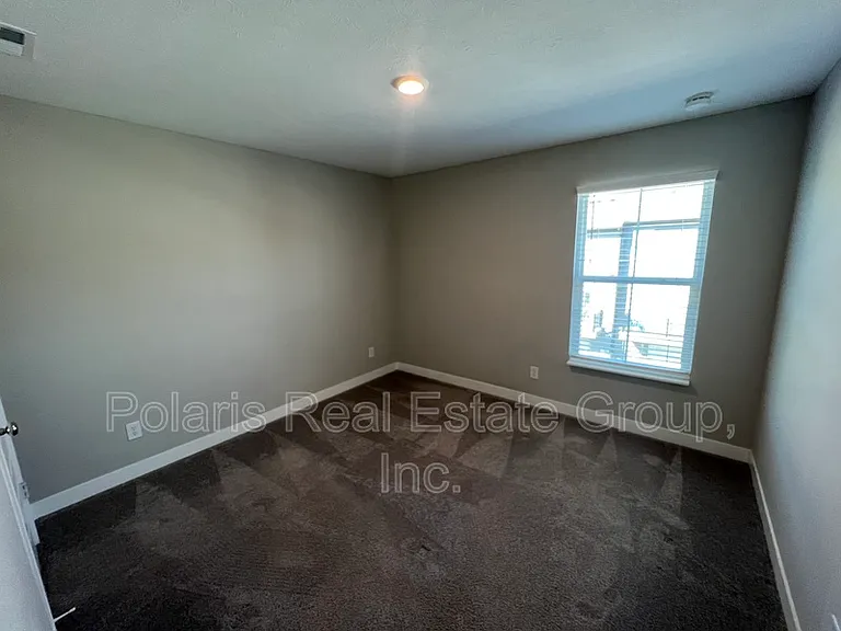 329 Wakefield Way — Photo 17