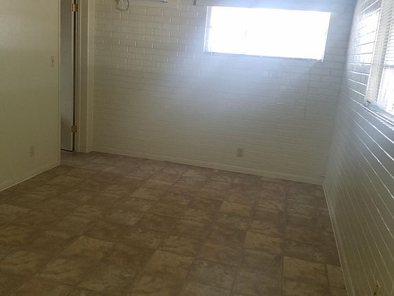 4th image of 2126 N Margaret Ave #B