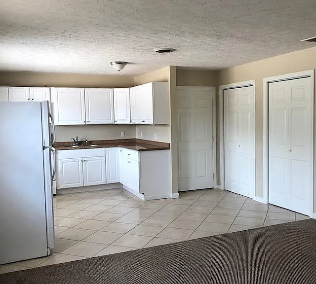 9457 Lincoln Hwy — Photo 2