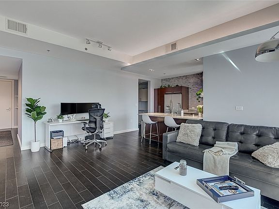 4th image of 4471 Dean Martin Dr Unit 1107