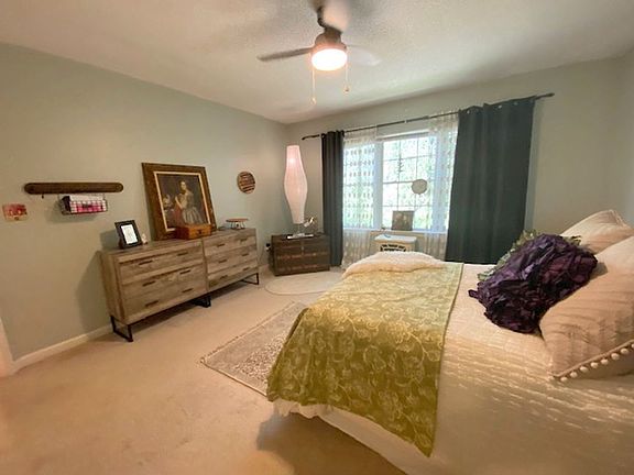 5th image of 23 Grist Mill Dr