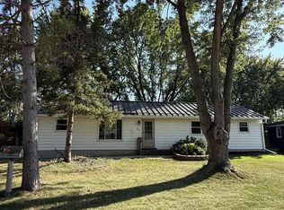 326 Prairie View Ct, Oregon, WI 53575