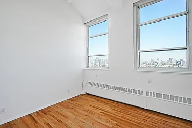 Sold by Avenue Sotheby's International Realty