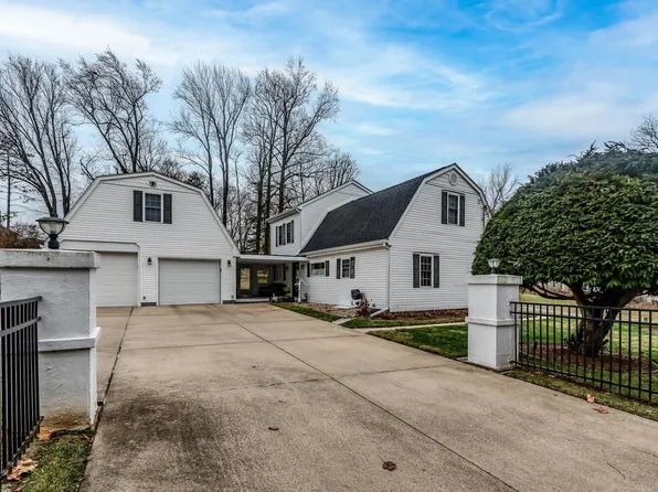 1300 E Hillside Dr, Bloomington, IN 47401