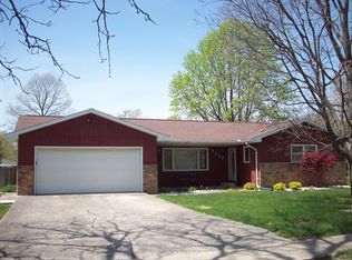 223 N Indiana St, Atwood, IL 61913