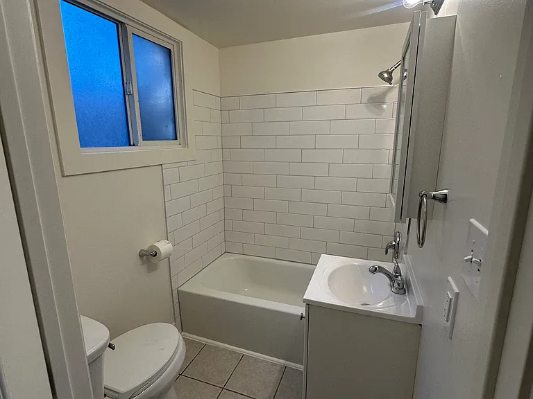2047 S Orchard Ave E #1 — Photo 11