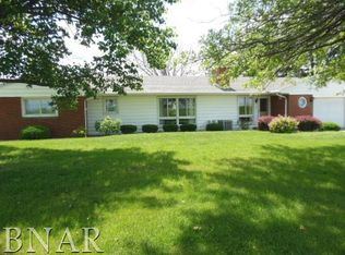 14805 E 925 North Rd, Bloomington, IL 61705