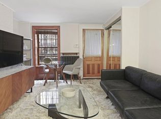 107A Bedford St #1, New York, NY 10014