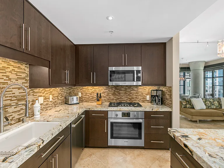 645 Front St #1006 — Photo 21