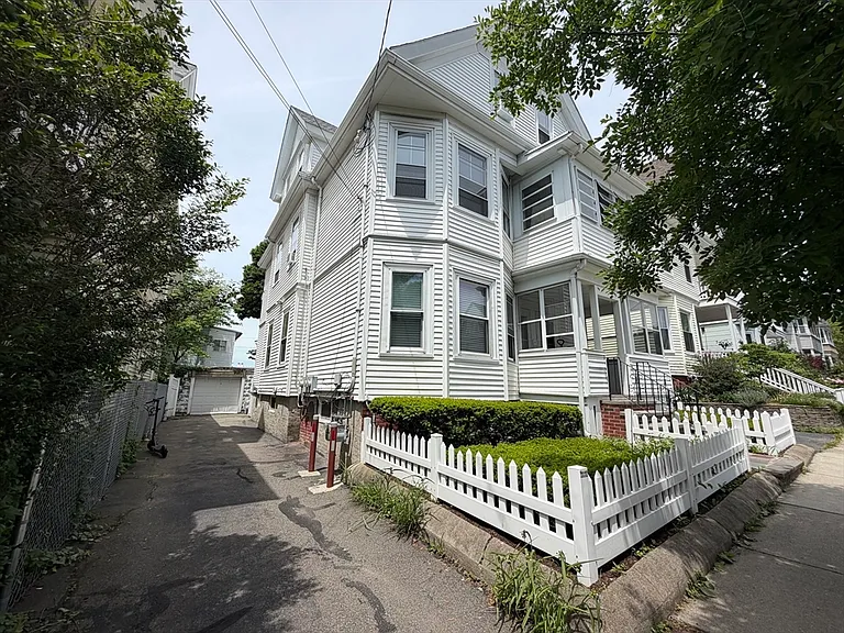 58 Willow Ave #1 — Photo 22