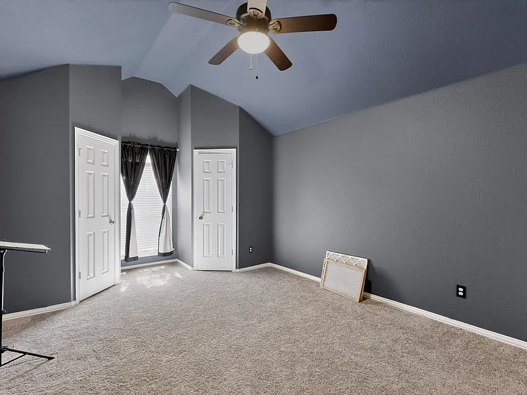 3513 San Paula Dr — Photo 35